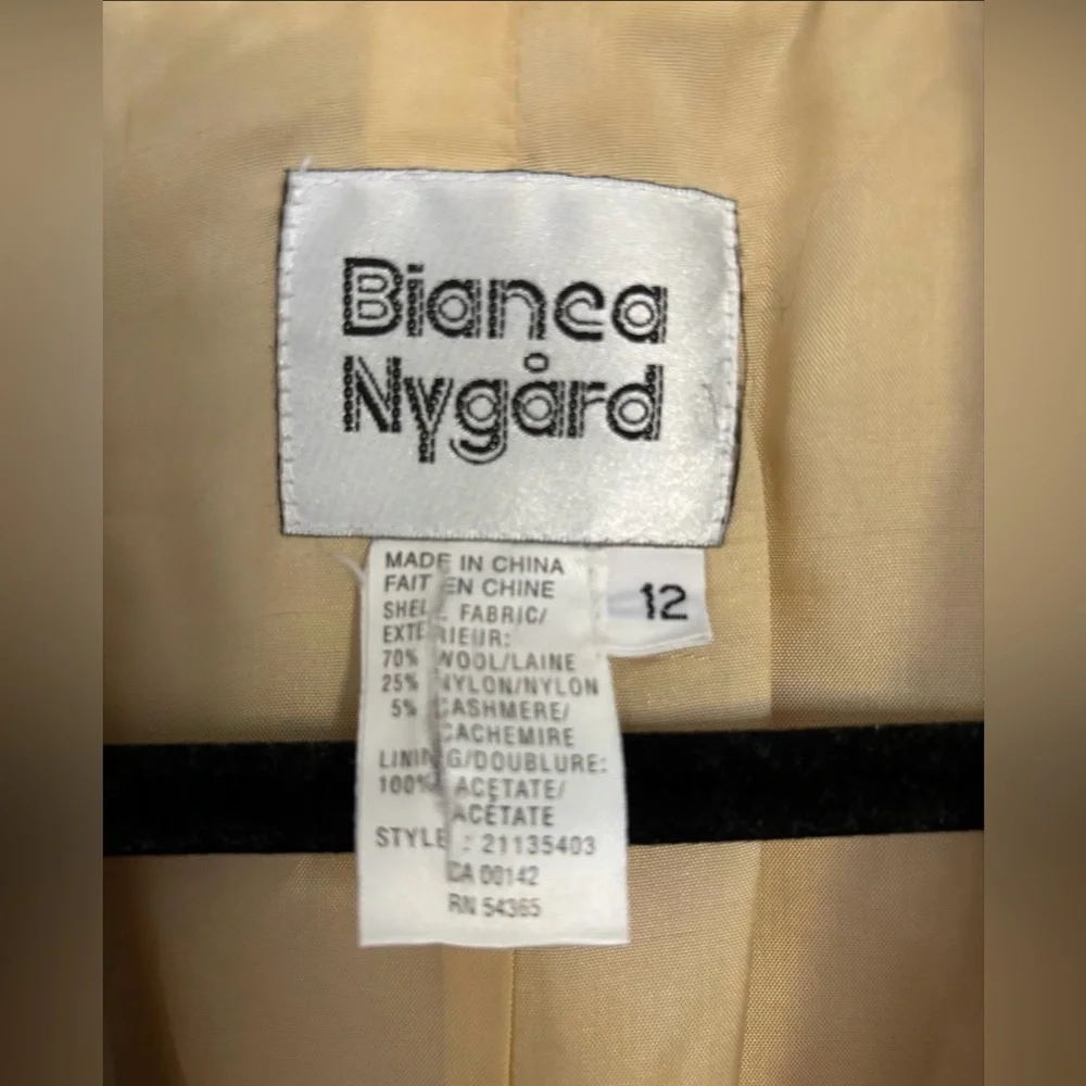 Vintage wool buttercream blazer - Picture 9 of 9